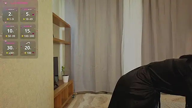 NikkyBee  online show from March 14, 8:48 am