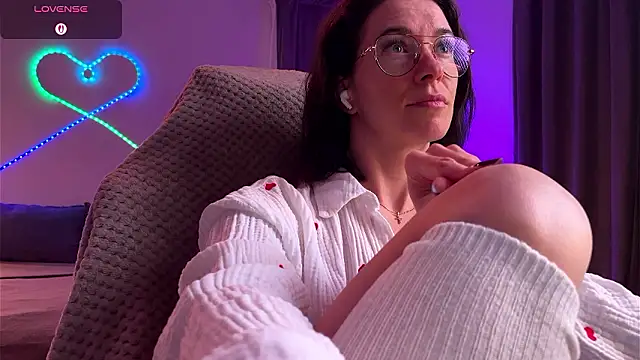 Katy Kar online show from March 17, 8:35 pm