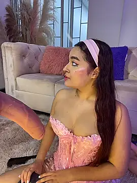 Emily Harpeer online show from July 12, 12:17 pm