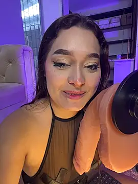 Emily Harpeer online show from July 10, 12:05 pm