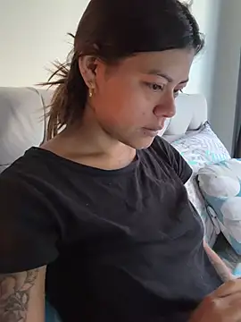 RachelWeisz  online show from August 3, 11:49 am