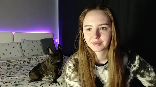 Reyleys online show from March 5, 9:27 am