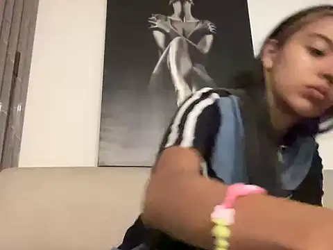 anotella online show from April 12, 3:42 am