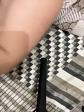 unicornbabe23 online show from March 9, 10:46 pm