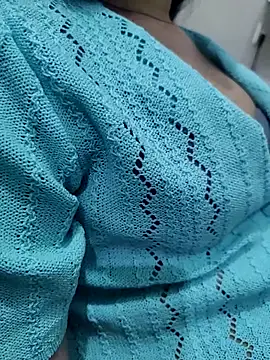 unicornbabe23 online show from February 6, 8:34 pm