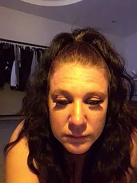 NaomiPackh92906 online show from May 19, 8:27 pm