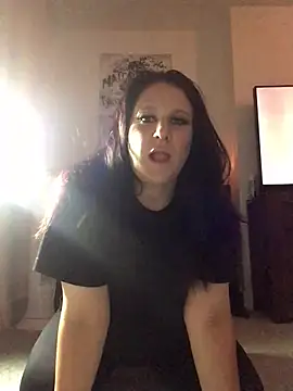 NaomiPackh92906 online show from August 4, 8:04 pm