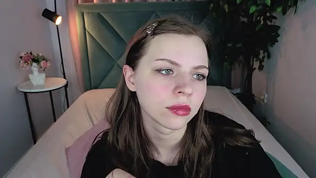 LesleySky online show from March 9, 2:15 am