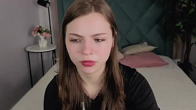 LesleySky online show from March 20, 8:36 pm