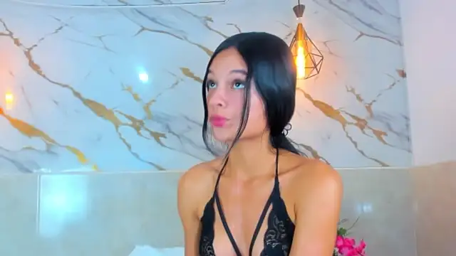 camiifox  online show from April 30, 2:06 am