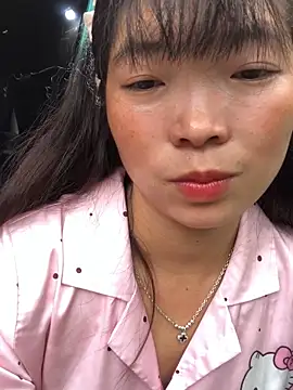 cuty lusy online show from June 20, 9:35 am