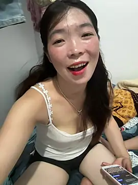 cuty lusy online show from July 21, 1:45 pm