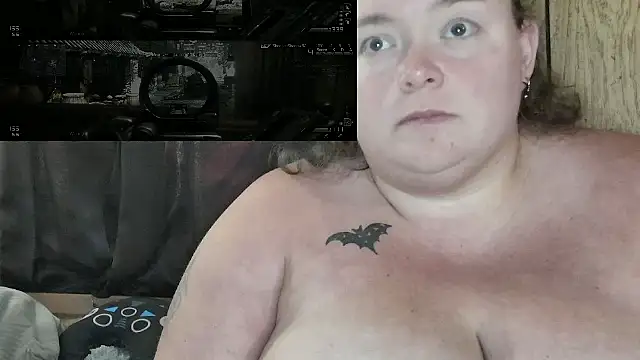 ladylynn13 online show from April 30, 10:25 pm