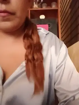 Lindagirlcum online show from May 8, 6:10 pm