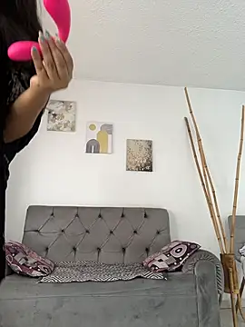Victoria Lusty online show from June 7, 3:30 pm