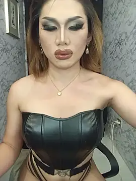 Victorias DomWorld online show from May 4, 9:51 pm