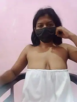 Malee S online show from July 26, 4:37 pm
