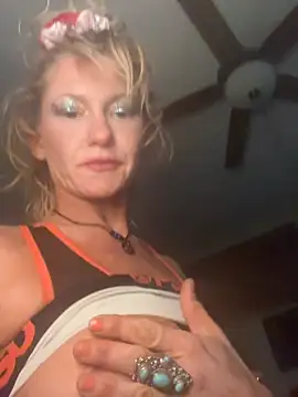 XXX2Freaks online show from June 3, 12:23 am