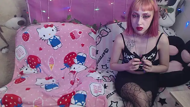 KitttyWhisper online show from March 9, 1:58 pm