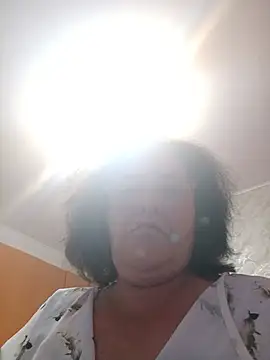 xMaryxAnne online show from July 5, 6:02 pm
