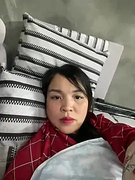 Strawberry-wet online show from February 13, 2:40 pm