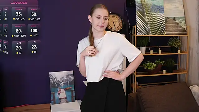 CharityKhamo online show from March 10, 3:21 am