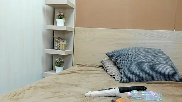PinkyTwerkyX online show from May 3, 11:57 am