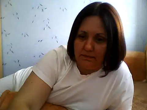 LockyCharm111 online show from July 21, 3:02 pm