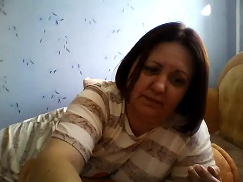 LockyCharm111 online show from July 27, 2:36 pm