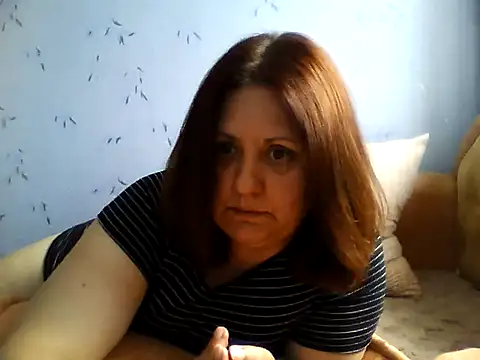 LockyCharm111 online show from July 4, 9:16 am