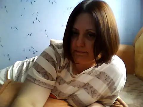 LockyCharm111 online show from July 9, 3:47 pm