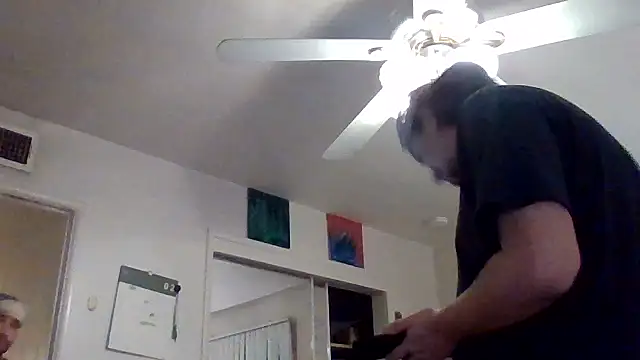 Tallhungandcloudy online show from February 14, 6:15 am