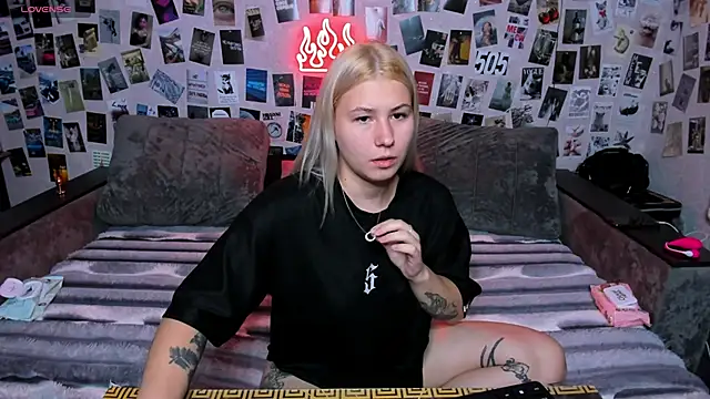 x Ulya1cutex online show from June 28, 6:14 pm