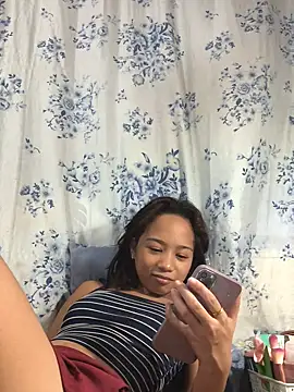 Asianpinay Skinny1818 online show from June 17, 5:09 am