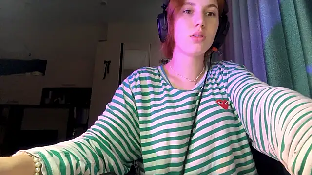 AliceCarrol online show from March 17, 3:16 pm