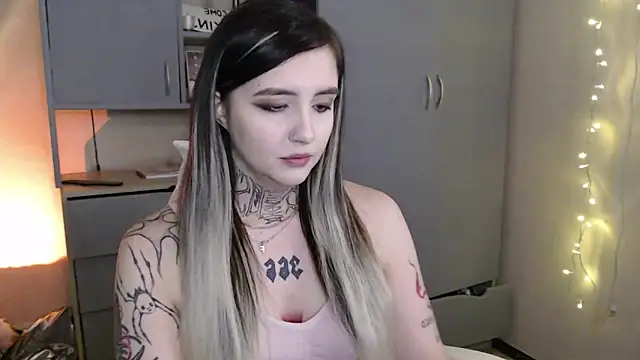 Rin Tozier online show from February 27, 3:06 am