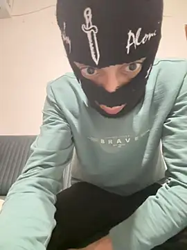 harleyquin00 online show from March 15, 6:54 pm