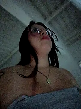 Royal street 1 online show from March 13, 3:30 am