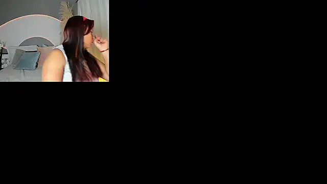 Bliis  online show from March 18, 11:59 am