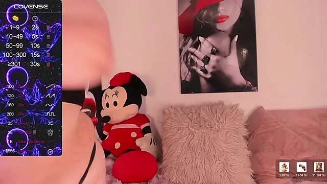 Winnie cutee online show from July 30, 4:24 am