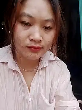 bany-lee online show from May 3, 8:28 am