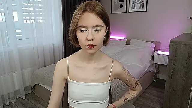 MyBabyLana online show from April 28, 7:23 am