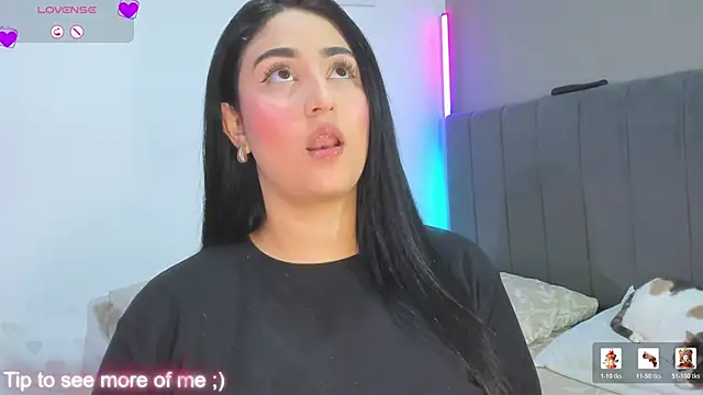 Curvy sweet online show from March 13, 2:35 am