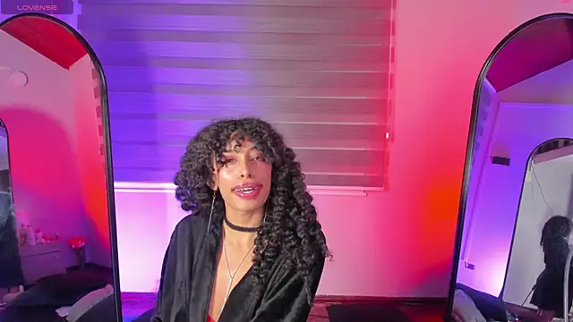 Tamia 25 online show from July 25, 9:44 pm