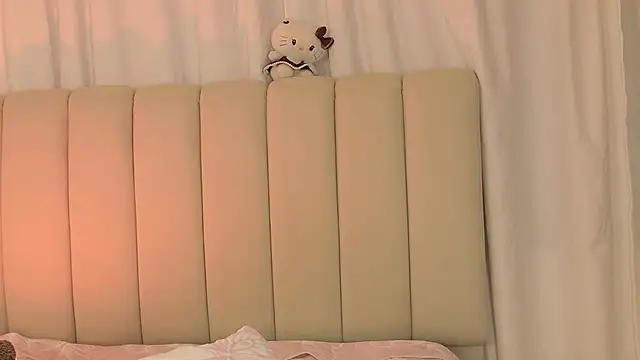 JulietRiverr online show from July 15, 2:38 am