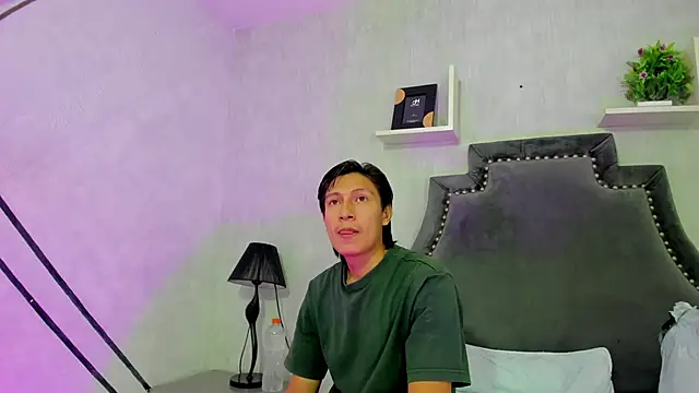 MarcoAndAllice online show from June 21, 4:49 am