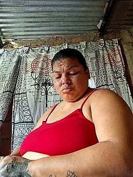 Juli Powl online show from July 5, 2:56 pm