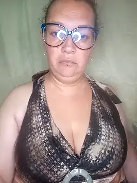  Saraqueen online show from May 2, 4:27 am