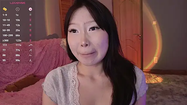 whispersofdarsy online show from June 18, 7:41 pm