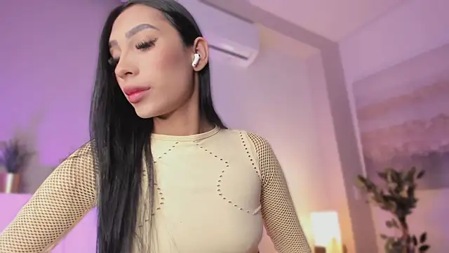  victoria lee online show from August 3, 12:11 pm